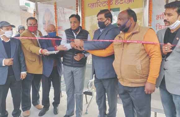 जन सहयोग से ही विकास पथ पर दौड़ रहा है सहारनपुर: मेयर