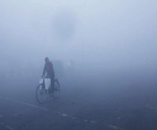 Weather Forecast : पहाड़ों में जमने लगे झरने, झील और तालाब, दिल्ली में टूटा 10 साल का रिकार्ड, कई जगहों पर बारिश की आशंका