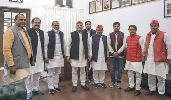 अखिलेश यादव ने दिए पंचायत चुनाव की तैयारियों में जुटने के निर्देश