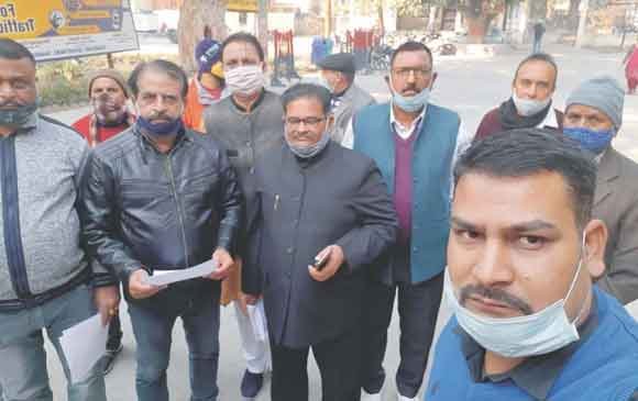 हिंजामं ने की मेडिकल कालेज का नाम बदलने की मांग, सौंपा ज्ञापन