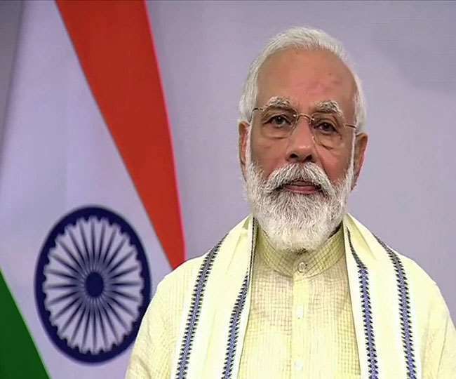 Live: पीएम मोदी बोले- शिक्षण संस्थाओं ने भारत की आजादी के लिए चल रहे वैचारिक आंदोलन को नई ऊर्जा दी