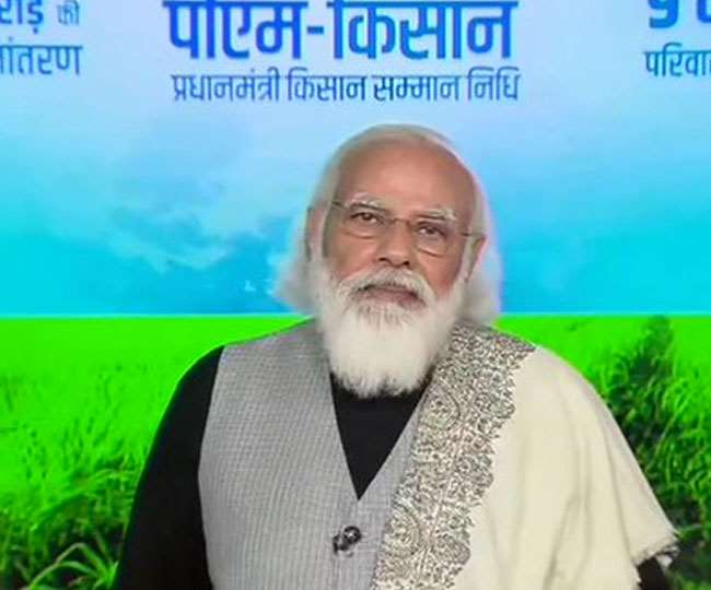 LIVE: पीएम मोदी का विपक्ष पर निशाना बोले- भाषण देने वालों ने किसानों के लिए कुछ नहीं किया