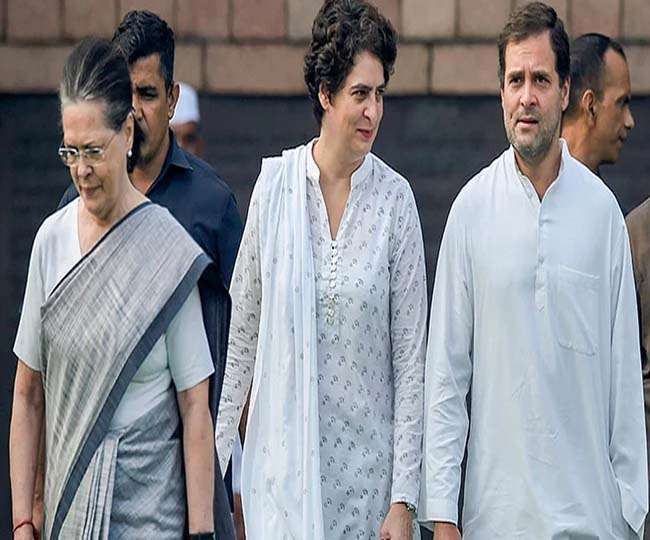 कांग्रेस की राह का रोड़ा बना गांधी परिवार, राष्ट्रीय स्तर पर लगातार कमजोर होती जा रही है पार्टी