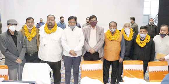 निगम बोर्ड ने कार्यकारणी चुनाव: सभी छह सदस्य निर्विरोध निर्वाचित, पार्षद अभिषेक अरोड़ा लगातार दूसरी बार चुने गए