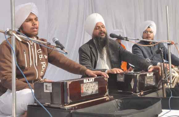 श्रद्धा के साथ मनाया गुरू गोविंद सिंह के चारों साहिबजादों का शहीदी दिवस