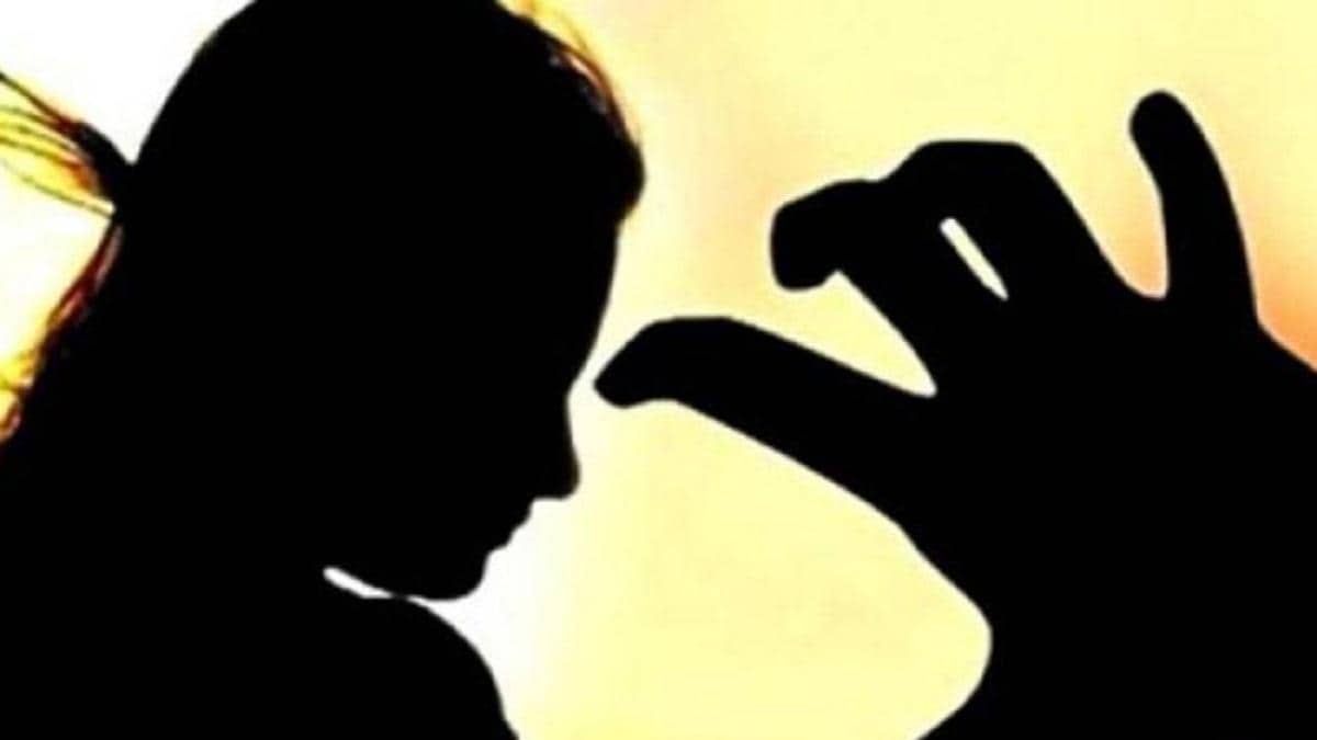 महाराष्ट्र: शिवसेना सांसद राजेंद्र गवित पर महिला ने लगाया यौन उत्पीड़न का आरोप