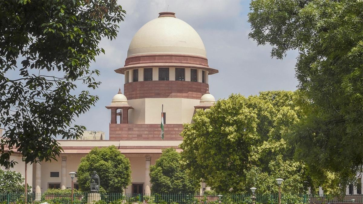 UP सरकार ने आगरा में लेदर पार्क बनाने की मांगी इजाजत, मथुरा प्रोजेक्ट पर SC ने पूछे सवाल