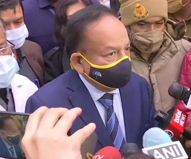 देश में सभी को फ्री में मिलेगी कोरोना वैक्सीन, पहले चरण में तीन करोड़ लोगों को लगेगा टीका : स्वास्थ्य मंत्री