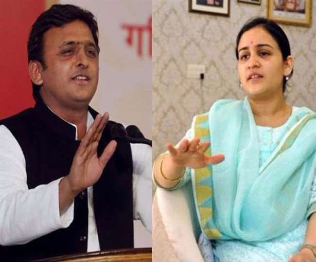 Corona Vaccine Politics: अखिलेश यादव के विरोध में मुलायम सिंह की छोटी बहू, बोलीं- COVID वैक्सीन को लेकर न हो राजनीति