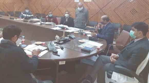 मुख्यमंत्री कृषक दुर्घटना कल्याण तथा मुख्यमंत्री किसान सर्वहित बीमा योजना के दावों को निर्धारित समय अविध के भीतर प्रस्तुत करें