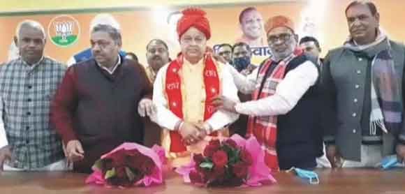 नवनिर्वाचित एमएलसी का किया भव्य स्वागत