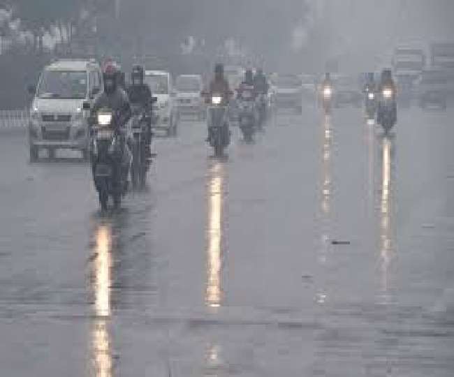 Weather Updates: दिल्ली और मध्य प्रदेश में आज हो सकती बारिश, जानें बिहार, यूपी और हरियाणा में कैसा रहेगा मौसम
