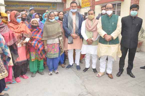 प्रधानमंत्री मोदी ने किया लाभार्थी से वर्चुअल संवाद