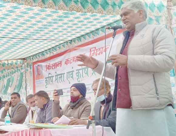 किसानों की आय दोगुनी करने के लिए परम्परागत खेती के तौर तरीकों को बदलना होगा: जसवंत सिंह सैनी