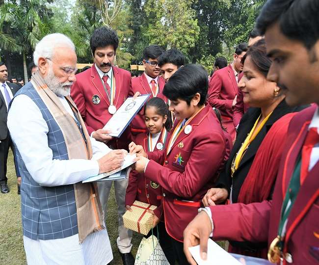राष्ट्रीय बाल पुरस्कार विजेताओं से बात करेंगे PM मोदी, इस बार गणतंत्र दिवस परेड का नहीं होंगे हिस्सा