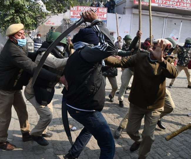 किसान आंदोलन: सिंघु बार्डर पर हिंसा के बाद 44 गिरफ्तार, किसान आज सद्भावना दिवस मनाकर रखेंगे उपवास