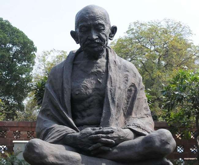 गांधी जयंती पर पीएम मोदी ने दी श्रद्धांजलि: ‘…हमेशा बापू के आदर्शों पर खरा उतरें’