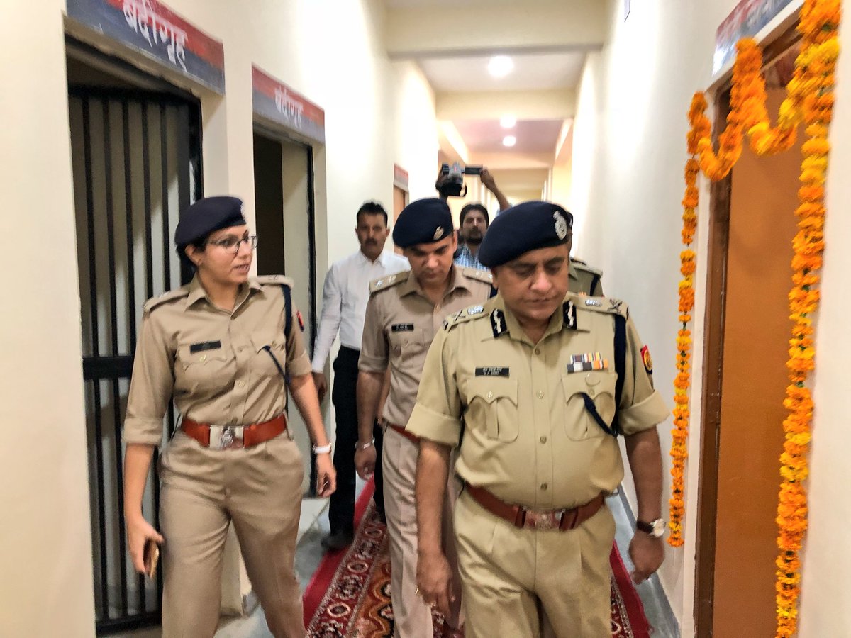 यूपी: कानून व्यवस्था पर बिफरे DGP, अधिकारियों को दिया ये अल्टीमेटम