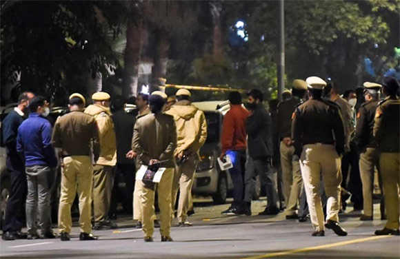 दिल्ली में दूतावास के बाहर बम ब्लास्ट, इजराइल ने कहा आतंकी हमला