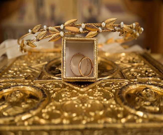 Gold Price Today: वायदा कारोबार में सस्ता हुआ सोना, चांदी की कीमत में भी अच्छी-खासी गिरावट