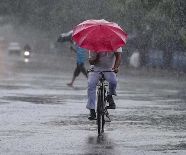 Weather Alert Today: दिल्ली से लेकर बिहार तक बदला मौसम का मिजाज, यूपी सहित इन राज्यों में बारिश के आसार