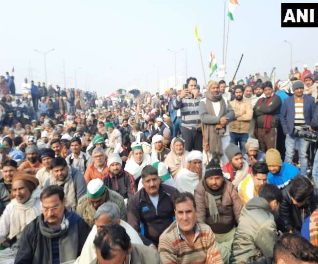 LIVE Farmers Protest News: 71वें दिन पहुंचा सिंघु बॉर्डर पर किसानों का आंदोलन, रायसीना रोड पर बंद किया आवागमन
