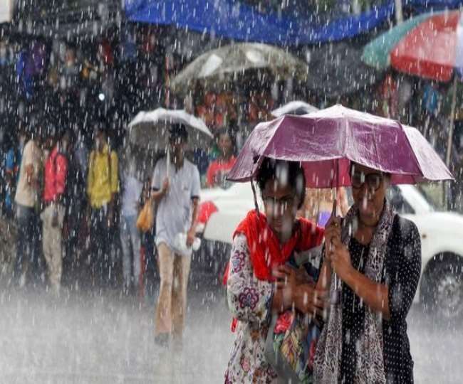 Weather Updates: हल्की ठंड के बीच कई राज्यों में बारिश के आसार, जानें- IMD का ताजा अपडेट