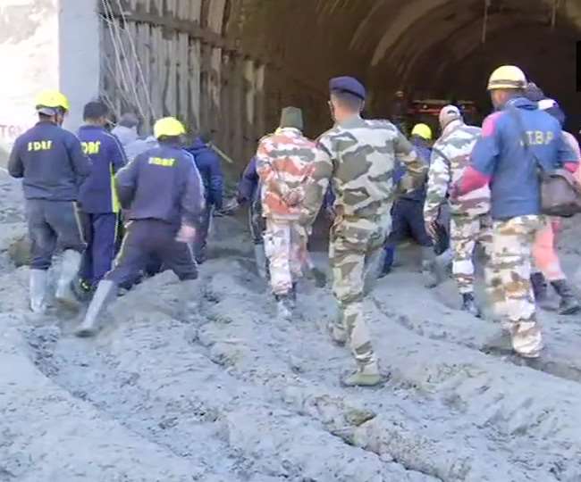 LIVE Uttarakhand Glacier Burst News: अब तक 18 लोगों के शव बरामद, 202 लोग लापता, चल रहा रेस्क्यू ऑपरेशन