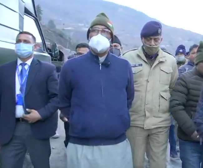LIVE Uttarakhand Glacier Burst News: उत्तराखंड के सीएम त्रिवेंद्र सिंह रावत पहुंचे जोशीमठ, राहत और बचाव कार्यों की करेंगे समीक्षा