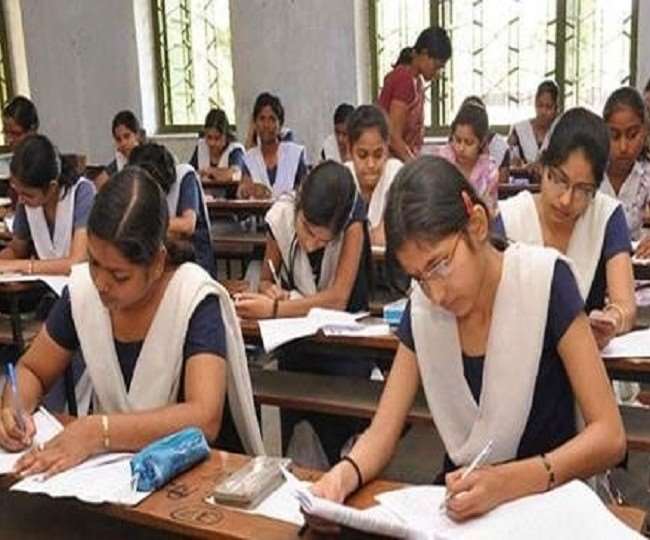 UP Board Exam Date Sheet 2021: यूपी बोर्ड का परीक्षा कार्यक्रम घोषित, 24 अप्रैल से शुरू होंगे 10वीं व 12वीं के एग्जाम