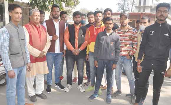 रिंकू शर्मा हत्याकांड के खिलाफ बजरंगियों ने सौंपा ज्ञापन