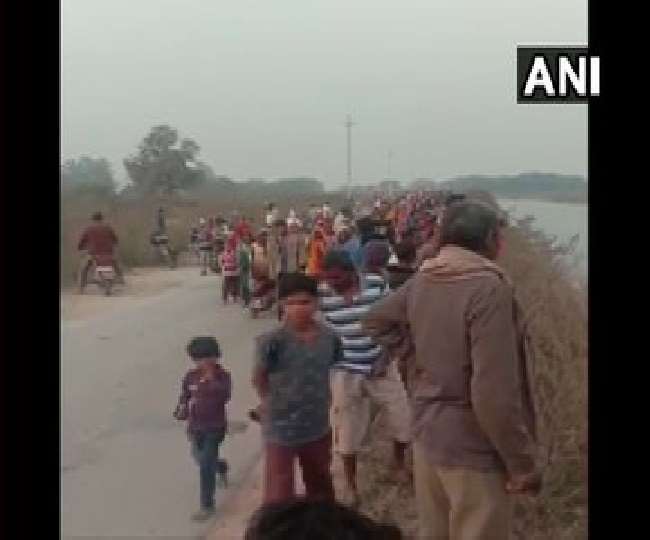 मध्य प्रदेश के सीधी में बड़ा हादसा, नहर में गिरी 54 यात्रियों की बस, 7 लोगों को बचाया गया
