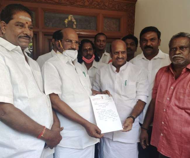 Puducherry Political Crisis : पुडुचेरी में शक्ति परीक्षण से पहले दो और विधायकों का इस्तीफा, कल होगा फ्लोर टेस्ट