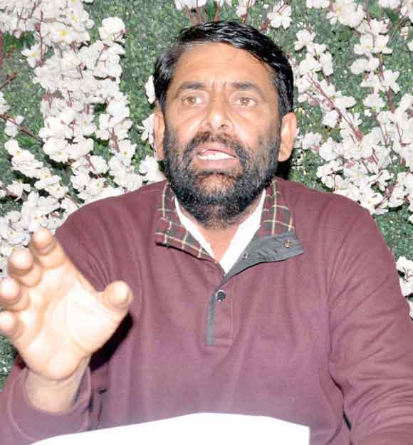 खनन के प्रकरण से मैं केवल था मध्यस्थ: संतरपाल