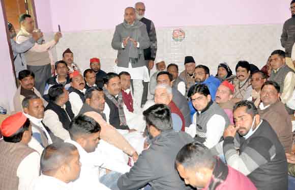पंचायत चुनावों की तैयारियों में जुटे कार्यकर्ता: रूद्रसैन