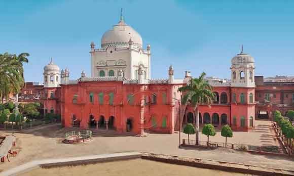 दारुल उलूम ने मास्क लगाना किया अनिवार्य, कक्षाओं में भी नहीं मिलेगा प्रवेश: नौमानी