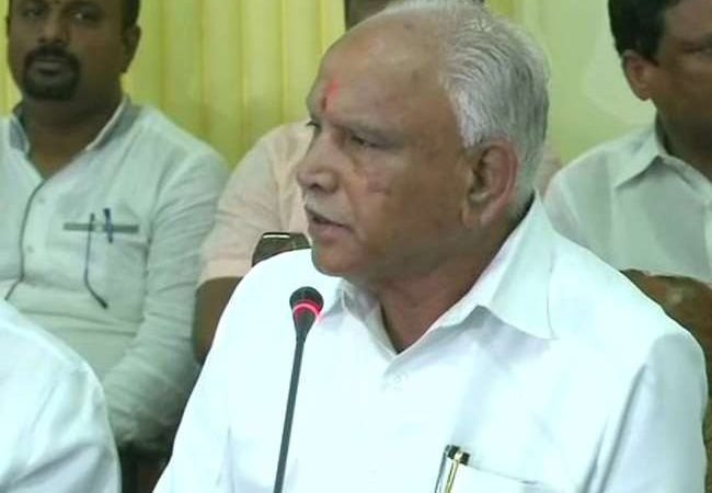 कर्नाटक में अश्‍लील वीडियो से सीएम येदियुरप्‍पा की मुश्किलें बढ़ीं, मंत्री रमेश जरकीहोली ने दिया इस्‍तीफा