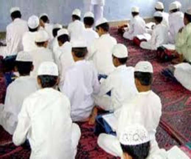 NIOS द्वारा मदरसों में गीता, रामायण की पढ़ाई वाली रिपोर्ट गलत, केंद्र ने कहा- तथ्यों से हुआ खिलवाड़