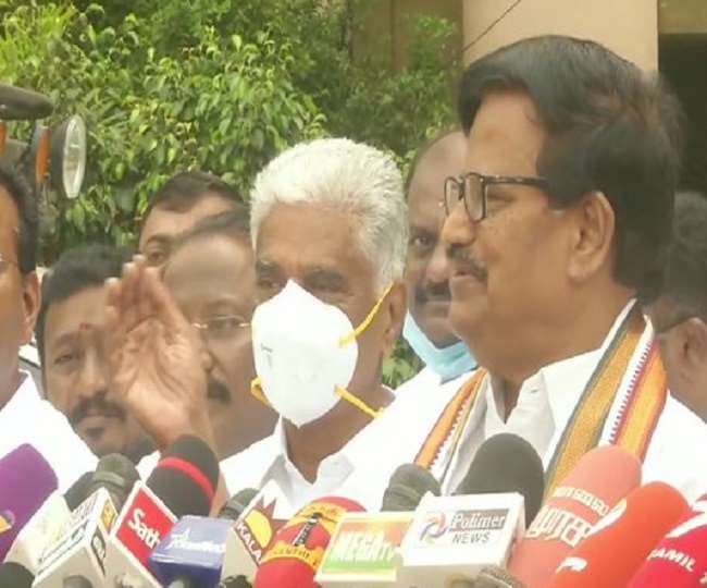 Tamil nadu elections 2021: तमिलनाडु में 25 सीटों पर चुनाव लड़ेगी कांग्रेस, पिछली बार से काफी कम