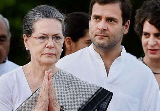 बजट सत्र के दूसरे चरण से पहले सोनिया की पार्टी नेताओं के साथ बैठक, सरकार को घेरने की रणनीति पर मंथन