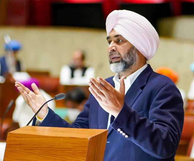 Punjab Budget 2021 LIVE : अब 24 घंटे खुलेंगी दुकानें व रेस्टोरेंट, बजट में राहतों की भरमार, जानें क्या हैं 11 प्रमुख घोषणाएं