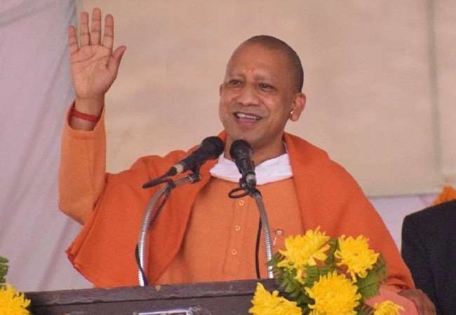 बुंदेलखंड के दो दिवसीय दौरे पर सीएम योगी आदित्यनाथ, झांसी में देंगे विकास परियोजनाओं की सौगात