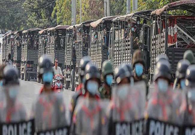 म्‍यांमार; उन्‍हें तब तक गोली चलाने का आदेश दिया गया था जब तक प्रदर्शनकारी की मौत न हो जाए