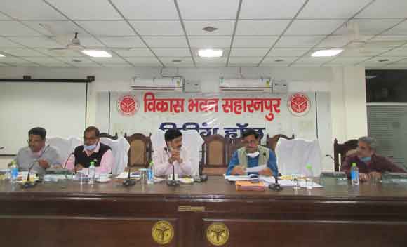 अल्ट्रासाउंड केन्द्रों के मुख्य द्वार पर सी.सी.टी.वी. कैमरे लगाये जाए- जिलाधिकारी