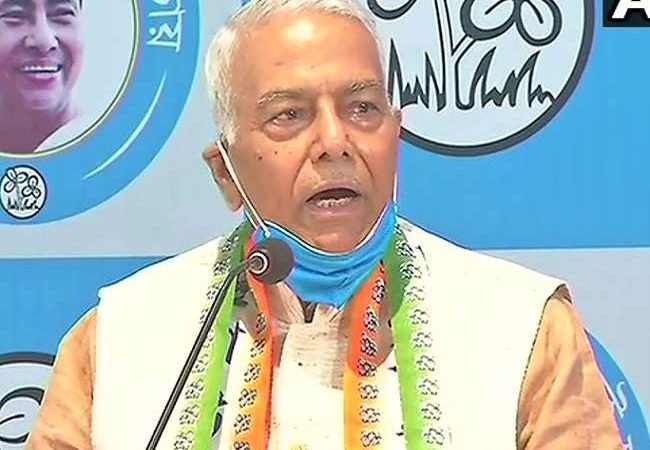 Bengal Chunav 2021 : तृृृृणमूल कांग्रेस में शामिल यशवंत सिन्हा ने कहा- बंगाल में TMC-BJP के बीच है भयानक संघर्ष