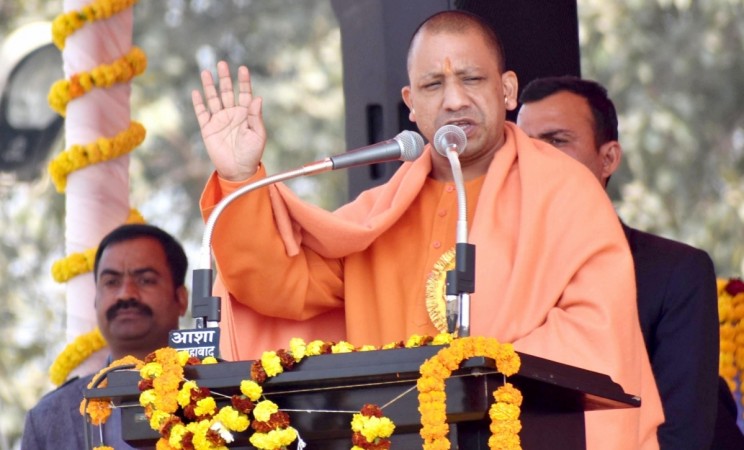 महिला दिवस पर बोले सीएम योगी आदित्यनाथ- महिलाओं की सुरक्षा, सम्मान व स्वावलंबन से जुड़ा है मिशन शक्ति अभियान