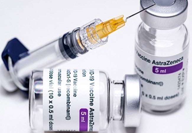 COVID-19 वैक्‍सीन : एस्ट्राजेनेका वैक्‍सीन पर सियासत तेज, EMA की बैठक पर टिकी यूरोपीय देशों की नजर, जानें इसका भारतीय लिंक