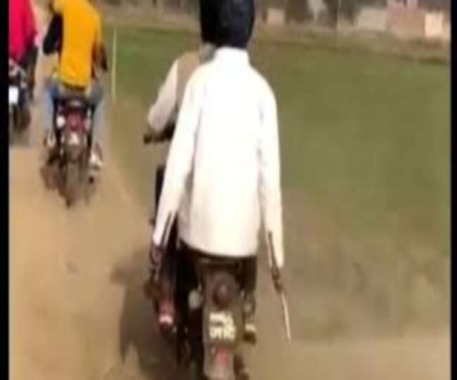 बिजनौर के गुलाब सिंह कालेज में फिल्मी अंदाज में घुसे बाहरी युवक, लहराए तमंचे, दहशत के बीच एक को स्टाफ ने दबोचा