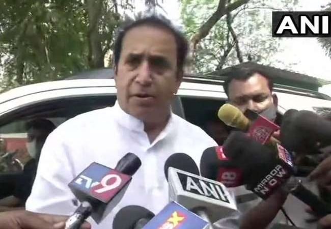 एंटीलिया केस को लेकर महाराष्ट्र की राजनीति में हलचल, अनिल देशमुख ने की शरद पवार से मुलाकात