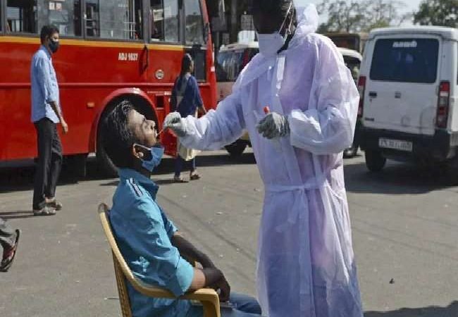 MHA Guidelines: कोरोना पर नियंत्रण के लिए गृह मंत्रालय ने जारी किए नए दिशा-निर्देश, 1 से 30 अप्रैल तक रहेंगे लागू